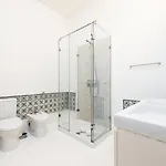 Апартаменты Guestready-classy In The Heart Of *